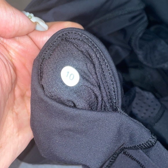 Lululemon Var-City Crop - Picture 6 of 8